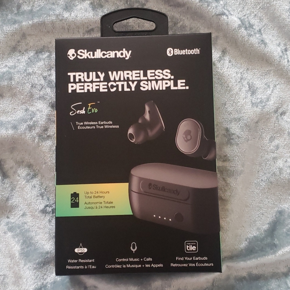 Skullcandy truly wireless earbuds.